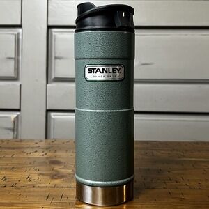 Stanley Classic 16 oz One Hand Vacuum Tumbler Hammerton Green Push Button